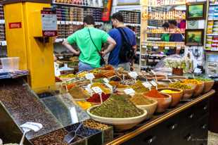 Spice shop in Old Jerusalem-0631.jpg